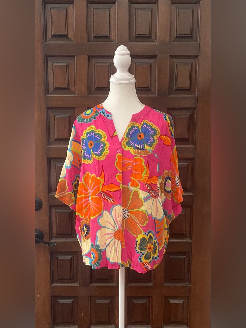 T Tahari Hawaii Neon Hibiscus Psychedelic Beach Baggy 90's Y2K Surf Skater Shirt